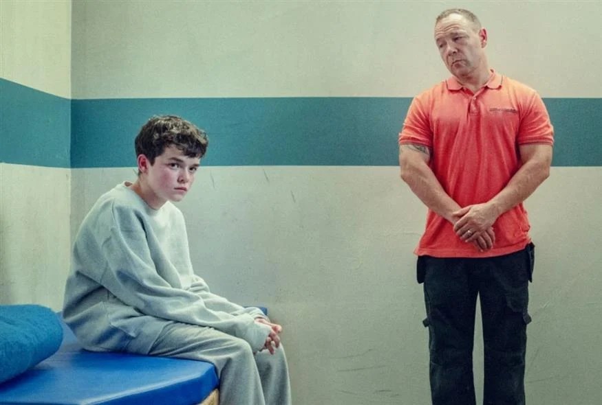 Adolescence – Η συγκλονιστική αναπαράσταση της πατρογονικής&nbsp;σχέσης